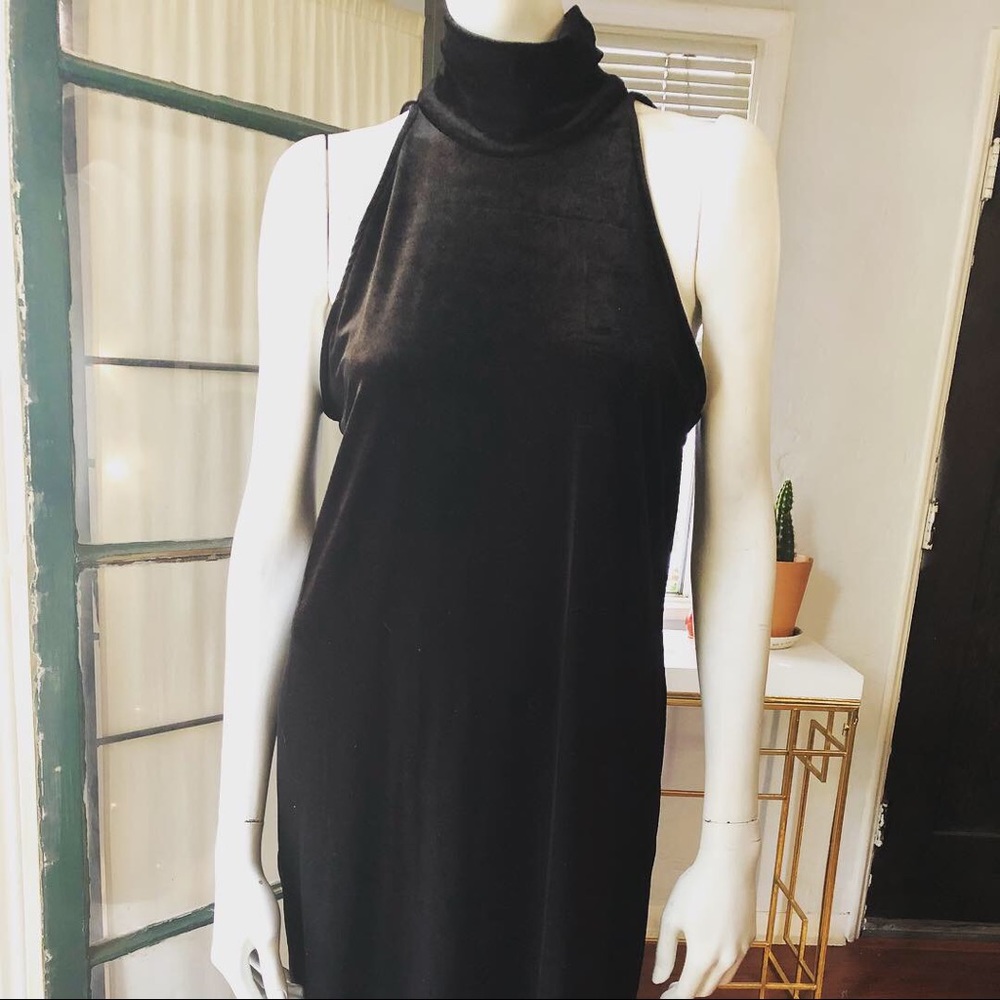 Women’s dress